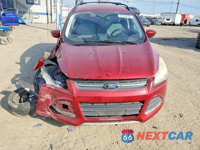 Piąte zdjęcie samochodu w środku: 2014 FORD ESCAPE SE VIN:1FMCU9GX3EUB80739 - miniatura