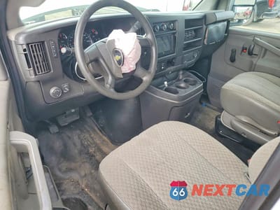 Zdjęcie 8 z 14 samochodu: 2018 CHEVROLET EXPRESS UTILITY / SERVICE TRUCK VIN:1GB0GRFG7J1244801 - miniatura