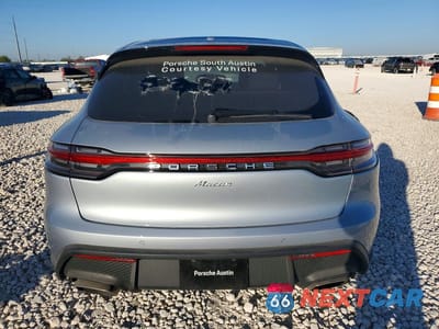 Zdjęcie 6 z 14 samochodu: 2026 PORSCHE MACAN BASE VIN:WP1AA2A52TLB00674 - miniatura