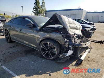 Czwarte zdjęcie samochodu z boku: 2025 AUDI S5 PREMIUM PLUS VIN:WAUC4CF54SA016069 - miniatura