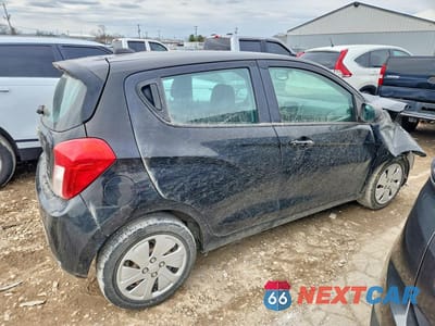 Trzecie zdjęcie samochodu z tyłu: 2017 CHEVROLET SPARK LS VIN:KL8CB6SA1HC703903 - miniatura