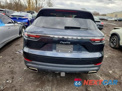 Zdjęcie 6 z 12 samochodu: 2019 PORSCHE CAYENNE VIN:WP1AA2AY1KDA14453 - miniatura