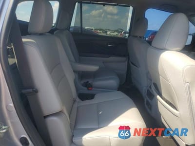 Zdjęcie 11 z 14 samochodu: 2019 HONDA PILOT TOURING VIN:5FNYF5H62KB010802 - miniatura