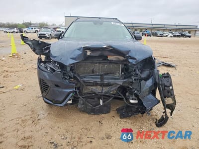 Piąte zdjęcie samochodu w środku: 2025 VOLVO XC60 ULTRA VIN:YV4H60RM7S1164928 - miniatura