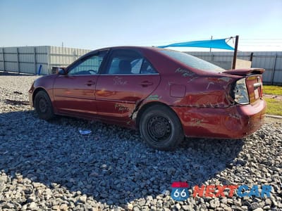 Drugie zdjęcie samochodu z przodu: 2002 TOYOTA CAMRY LE VIN:JTDBE32K320038013 - miniatura