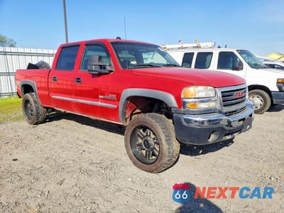 Czwarte zdjęcie samochodu z boku: 2005 GMC SIERRA K2500 HEAVY DUTY VIN:1GTHK23215F843764 - miniatura