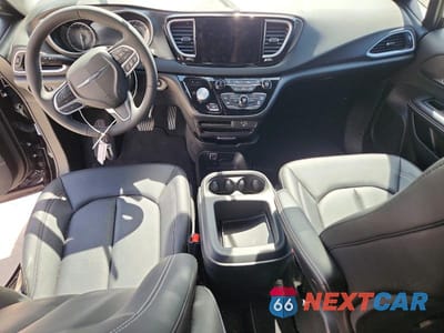 Zdjęcie 8 z 12 samochodu: 2026 CHRYSLER PACIFICA SELECT VIN:2C4RC1BG9TR220777 - miniatura