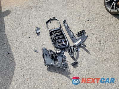Zdjęcie 13 z 14 samochodu: 2026 BMW X5 M60I VIN:5UX33EU01T9198792 - miniatura