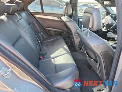 Zdjęcie 10 z 11 samochodu: 2011 MERCEDES-BENZ C 300 VIN:WDDGF5EB9BR172777 - miniatura