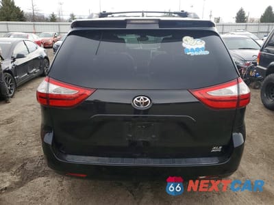 Zdjęcie 6 z 12 samochodu: 2019 TOYOTA SIENNA XLE PREMIUM 7-PASSENGER VIN:5TDDZ3DC8KS209967 - miniatura