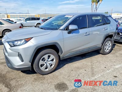 2022 TOYOTA RAV4 LE 2T3K1RFV1NW207769 - główne zdjęcie licytacji z USA - miniatura