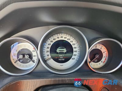 Zdjęcie 9 z 11 samochodu: 2014 MERCEDES-BENZ E 350 4MATIC VIN:WDDHF8JBXEA923965 - miniatura