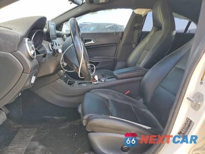 Zdjęcie 7 z 11 samochodu: 2016 MERCEDES-BENZ CLA 250 4MATIC VIN:WDDSJ4GB2GN333131 - miniatura