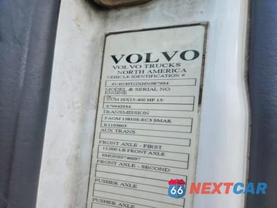 Zdjęcie 10 z 10 samochodu: 2017 VOLVO VNL SEMI TRUCK VIN:4V4N39TGXHN987994 - miniatura