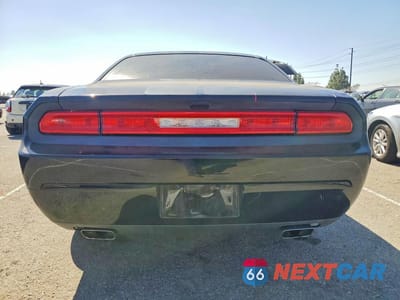 Zdjęcie 6 z 11 samochodu: 2013 DODGE CHALLENGER SXT VIN:2C3CDYAG6DH607764 - miniatura