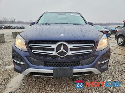 Piąte zdjęcie samochodu w środku: 2017 MERCEDES-BENZ GLE 350 4MATIC VIN:4JGDA5HB9HA945046 - miniatura