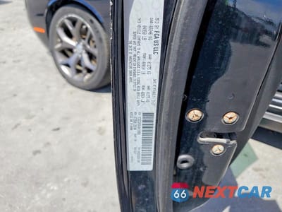 Zdjęcie 13 z 13 samochodu: 2018 DODGE CHALLENGER SXT VIN:2C3CDZAGXJH110881 - miniatura