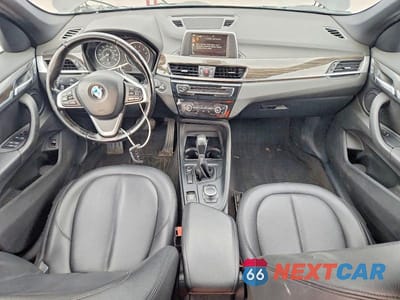 Zdjęcie 8 z 13 samochodu: 2017 BMW X1 XDRIVE28I VIN:WBXHT3C38H5F69085 - miniatura