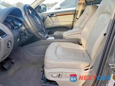 Zdjęcie 7 z 12 samochodu: 2015 AUDI Q7 TDI PREMIUM PLUS VIN:WA1LMAFE2FD021101 - miniatura