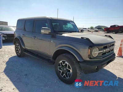 Czwarte zdjęcie samochodu z boku: 2021 FORD BRONCO BASE VIN:1FMDE5BH5MLA68717 - miniatura