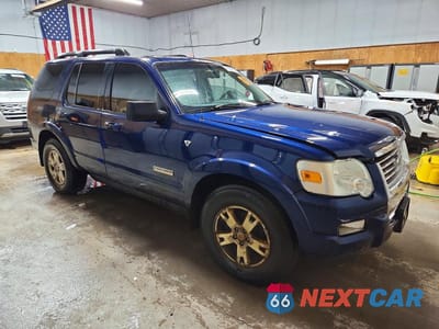 Czwarte zdjęcie samochodu z boku: 2008 FORD EXPLORER XLT VIN:1FMEU73898UB14566 - miniatura