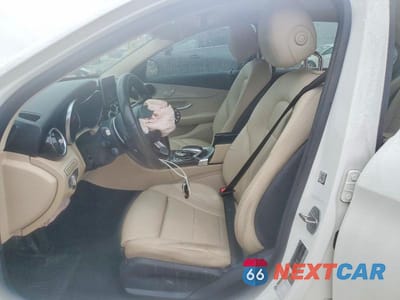 Zdjęcie 7 z 12 samochodu: 2016 MERCEDES-BENZ C 300 VIN:55SWF4JB9GU177060 - miniatura