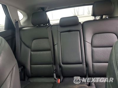 Zdjęcie 10 z 14 samochodu: 2021 HYUNDAI TUCSON ULTIMATE VIN:KM8J33AL2MU306214 - miniatura