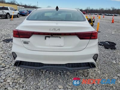 Zdjęcie 6 z 11 samochodu: 2024 KIA FORTE LXS VIN:3KPF24AD6RE759592 - miniatura