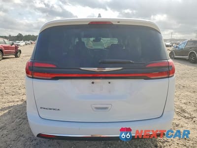 Zdjęcie 6 z 12 samochodu: 2022 CHRYSLER PACIFICA TOURING L VIN:2C4RC1BG2NR170405 - miniatura