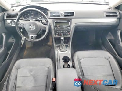 Zdjęcie 8 z 12 samochodu: 2014 VOLKSWAGEN PASSAT S VIN:1VWAT7A32EC070700 - miniatura