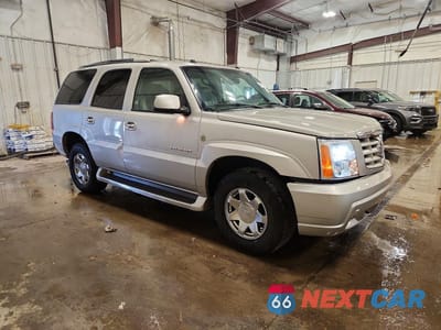 Czwarte zdjęcie samochodu z boku: 2005 CADILLAC ESCALADE LUXURY VIN:1GYEK63N25R100883 - miniatura