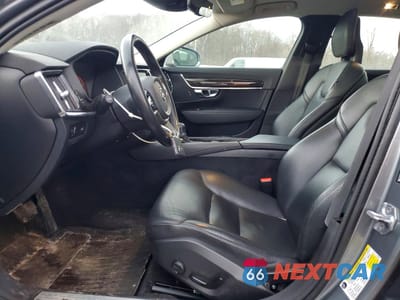 Zdjęcie 7 z 12 samochodu: 2018 VOLVO S90 T6 MOMENTUM VIN:LVY992MK2JP036469 - miniatura