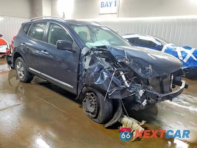 Czwarte zdjęcie samochodu z boku: 2014 NISSAN ROGUE SELECT S VIN:JN8AS5MVXEW717824 - miniatura