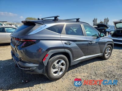 Trzecie zdjęcie samochodu z tyłu: 2022 HYUNDAI TUCSON SEL VIN:5NMJB3AE6NH090563 - miniatura
