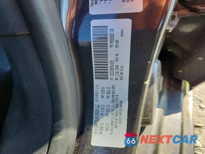 Zdjęcie 12 z 12 samochodu: 2015 CHRYSLER 200 LIMITED VIN:1C3CCCAB8FN614252 - miniatura