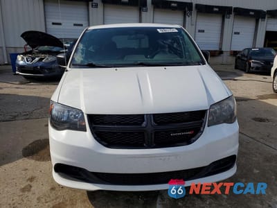 Piąte zdjęcie samochodu w środku: 2015 DODGE GRAND CARAVAN SE VIN:2C4RDGBG5FR543017 - miniatura