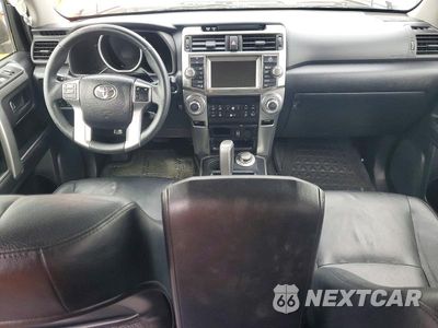 Zdjęcie 8 z 13 samochodu: 2012 TOYOTA 4RUNNER LIMITED VIN:JTEBU5JR3C5084020 - miniatura