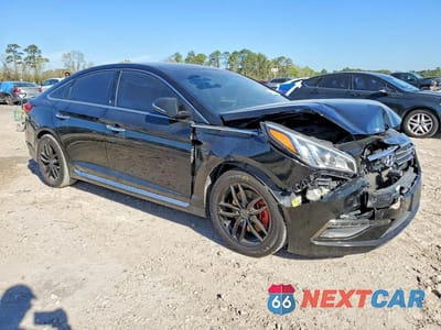Czwarte zdjęcie samochodu z boku: 2015 HYUNDAI SONATA LIMITED VIN:5NPE34AF0FH242533 - miniatura