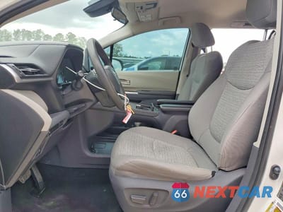 Zdjęcie 7 z 13 samochodu: 2021 TOYOTA SIENNA LE 8-PASSENGER VIN:5TDKRKECXMS034785 - miniatura