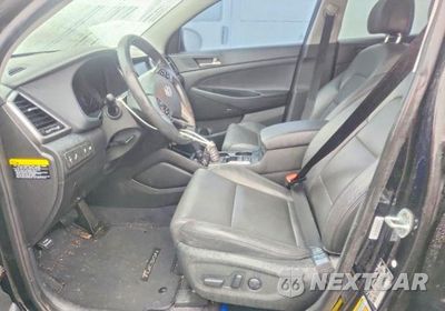 Zdjęcie 13 z 24 samochodu: 2018 HYUNDAI TUCSON VALUE VIN:KM8J3CA29JU813470 - miniatura