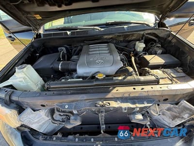 Zdjęcie 7 z 10 samochodu: 2010 TOYOTA TUNDRA GRADE VIN:5TFUW5F17AX149981 - miniatura