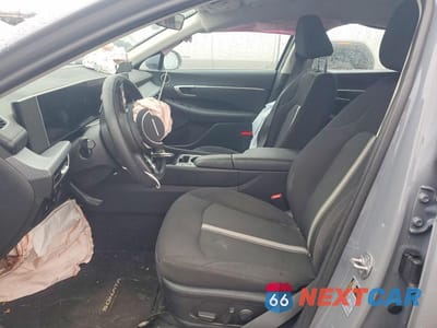 Zdjęcie 7 z 11 samochodu: 2024 HYUNDAI SONATA HYBRID SEL VIN:KMHL34JJ0RA094239 - miniatura