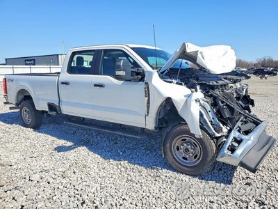 Czwarte zdjęcie samochodu z boku: 2024 FORD F250 SUPER DUTY VIN:1FT8W2BAXRED70293 - miniatura