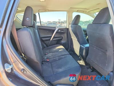 Zdjęcie 11 z 14 samochodu: 2017 TOYOTA RAV4 XLE VIN:JTMWFREV2HJ719015 - miniatura