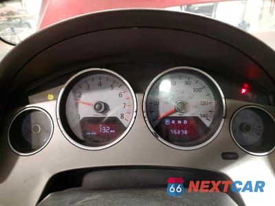 Zdjęcie 9 z 13 samochodu: 2011 VOLKSWAGEN ROUTAN SEL VIN:2V4RW5DGXBR691482 - miniatura