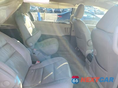 Zdjęcie 11 z 13 samochodu: 2015 TOYOTA SIENNA XLE PREMIUM 7-PASSENGER VIN:5TDDK3DC0FS124471 - miniatura