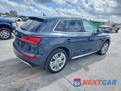 Trzecie zdjęcie samochodu z tyłu: 2020 AUDI Q5 PREMIUM PLUS VIN:WA1BNAFY3L2051055 - miniatura