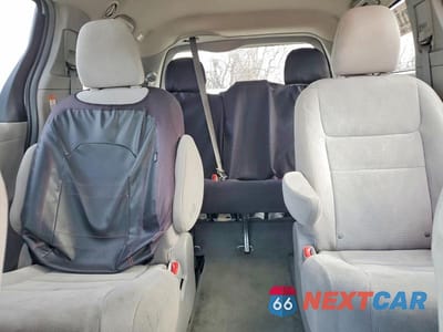 Zdjęcie 10 z 13 samochodu: 2016 TOYOTA SIENNA L 7-PASSENGER VIN:5TDZK3DC6GS723172 - miniatura