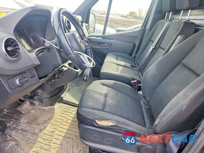 Zdjęcie 7 z 12 samochodu: 2019 MERCEDES-BENZ SPRINTER 2500 VIN:WD3BF0CD7KP044524 - miniatura