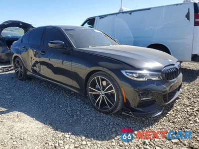 Czwarte zdjęcie samochodu z boku: 2019 BMW 330I VIN:WBA5R1C53KAK06979 - miniatura